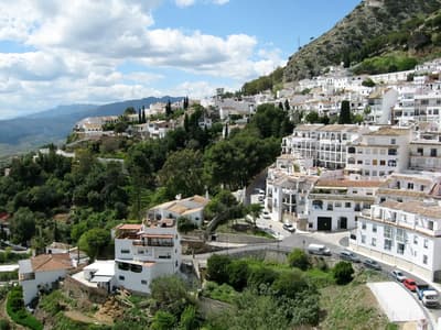 Mijas Pueblo from El Paraíso: drive, views and La Cala de Mijas